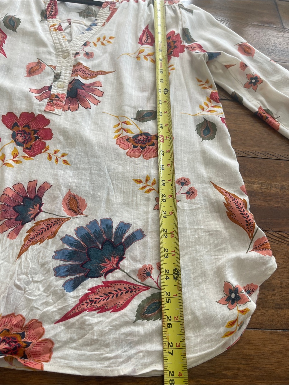 Old Navy Cream Tunic long sleeve blouse Floral Print Sz M with Flaws - Picture 8 of 12
